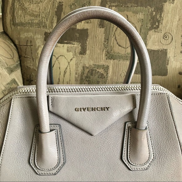 GIVENCHY Spring 2013 Small Antigona in Pearl Grey Sugar Goatskin - Picture 9 of 15